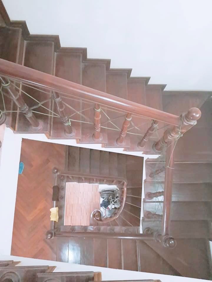 Bán nhà Hoàng Văn Thái 65m2, phân lô quân đội, ô tô tránh, giá chỉ 8.8 tỷ
