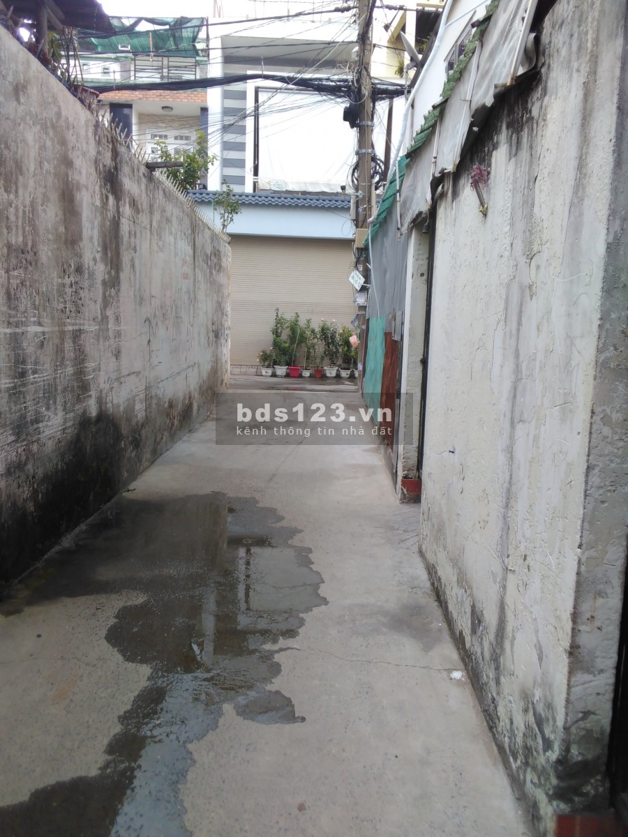 Nhà nguyên căn dt 4×15, nhà mới xây vào ở ngay
