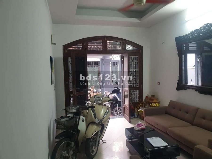 Bán nhà phố Nguyễn Văn Cừ, Long Biên, Hà Nội. 0976005168.