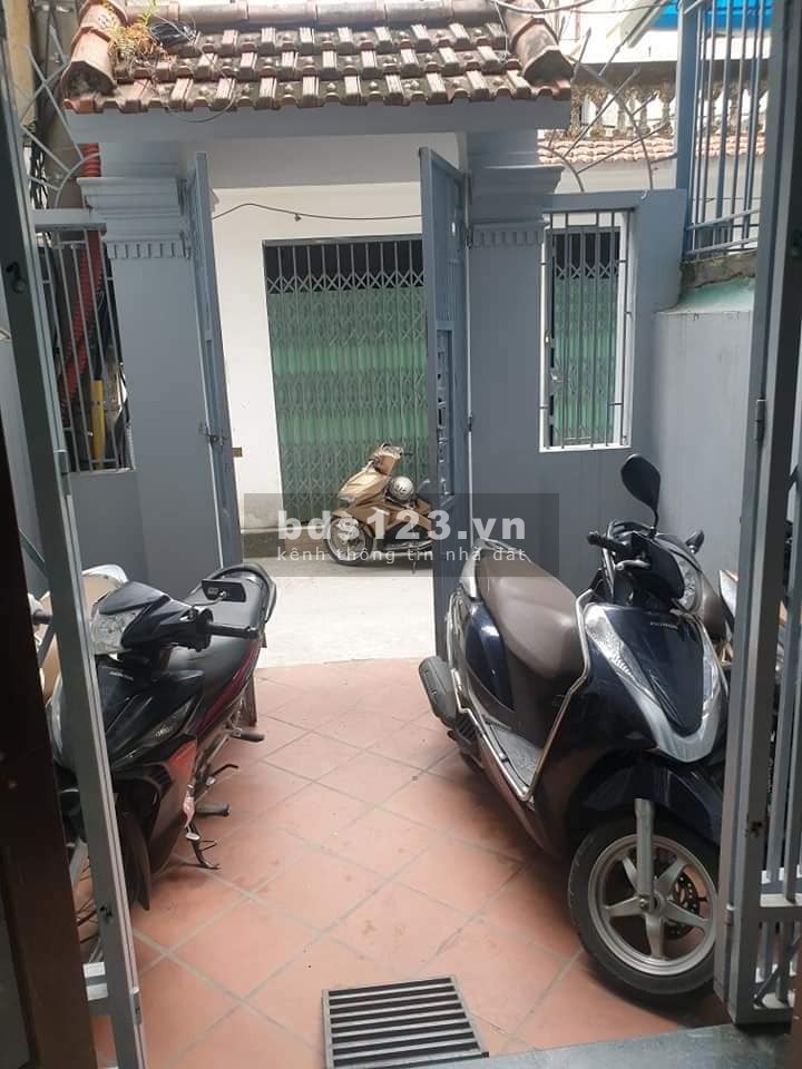 Bán nhà phố Nguyễn Văn Cừ, Long Biên, Hà Nội. 0976005168.