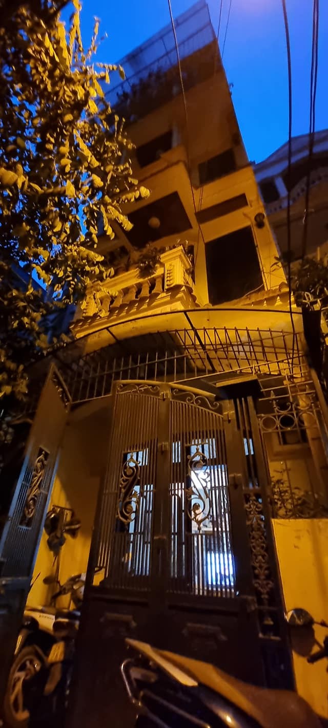Bán Nhà Trần Thái Tông 50m*4t 5.5 tỷ +840982188151