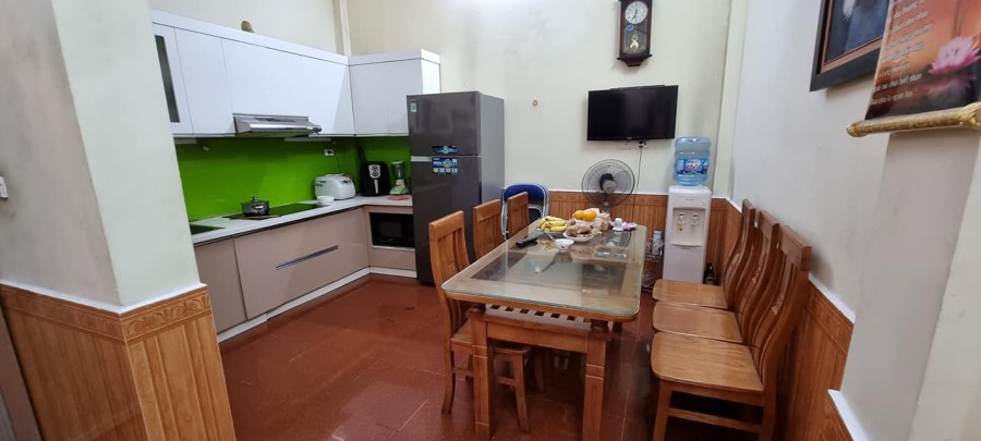 Bán Nhà Trần Thái Tông 50m*4t 5.5 tỷ +840982188151
