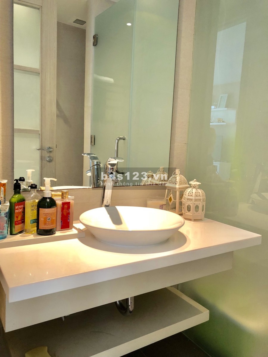 Chính chủ kẹt tiền cần bán căn hộ Đảo Kim Cương dtsd 85m2, full nội thất view sông giá 6 tỷ