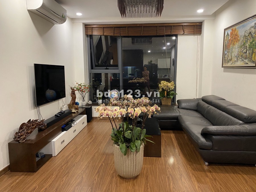 Cho thuê căn hộ Vinhomes Royal City