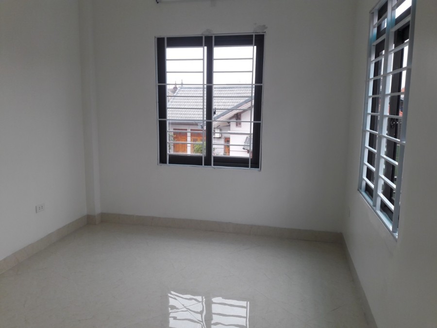 Chính chủ Cần bán nhà ngõ 347 đường Cổ Nhuế, Bắc Từ Liêm DT 37m2x5 tầng Giá 3.1 Tỷ LH 0984159602