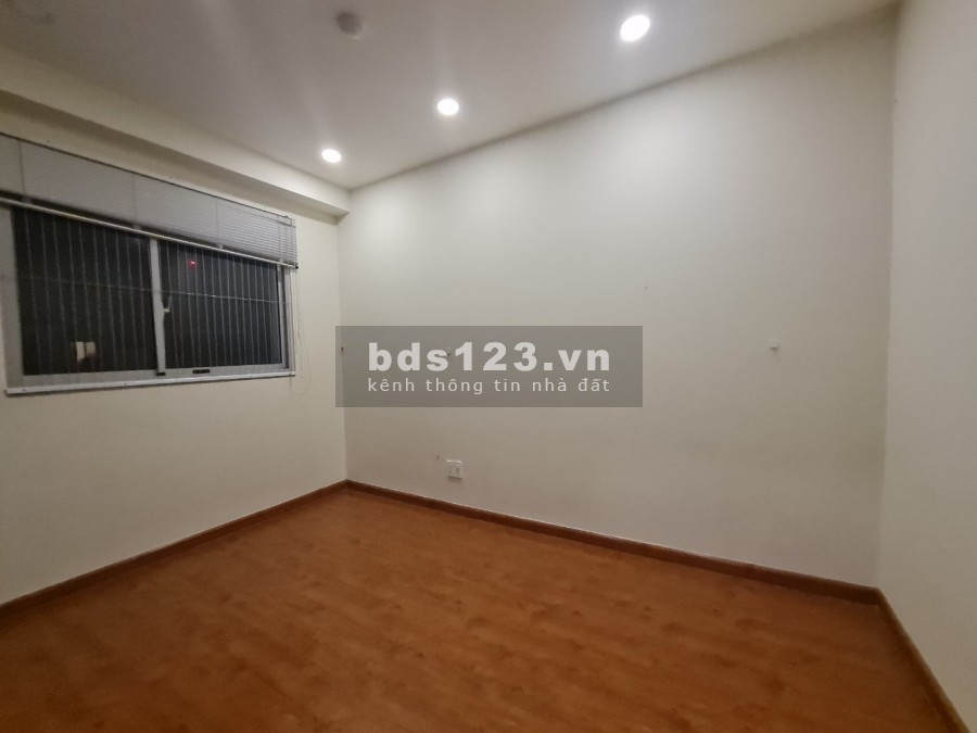 Bán 3pn view công viên trung tâm , có ban công diện lớn 98m2 khu Ruby dự án Celadon City 0909428180