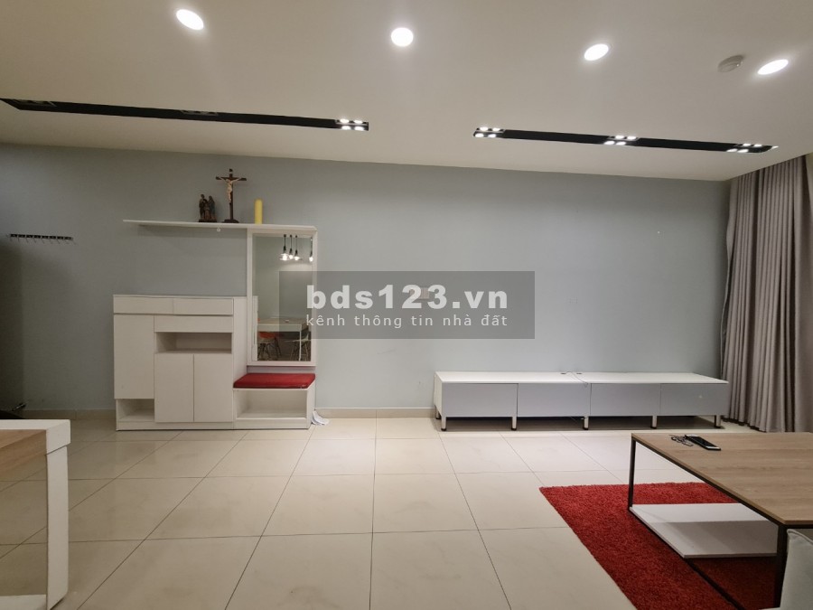 Bán 3pn view công viên trung tâm , có ban công diện lớn 98m2 khu Ruby dự án Celadon City 0909428180