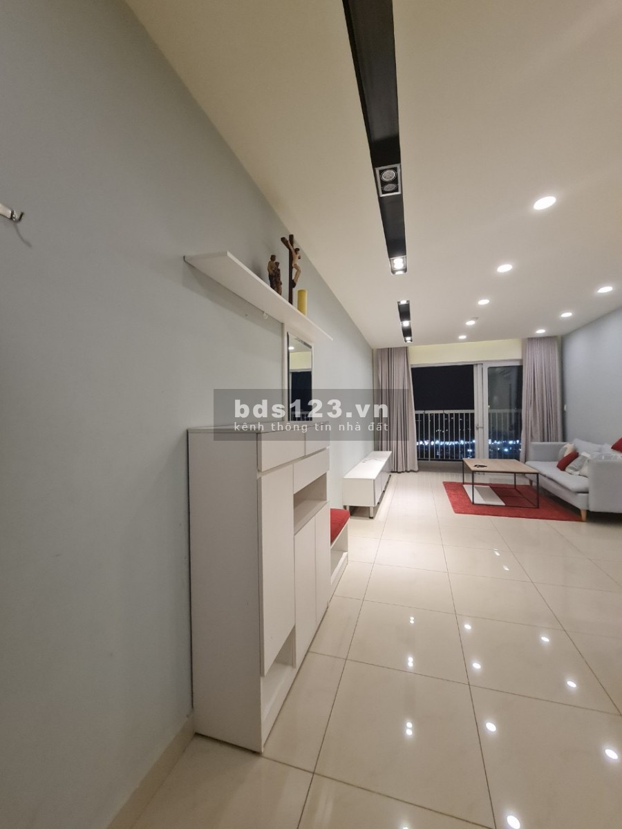 Bán 3pn view công viên trung tâm , có ban công diện lớn 98m2 khu Ruby dự án Celadon City 0909428180