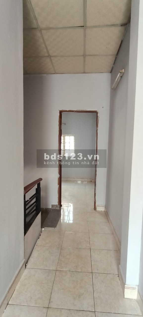 Nhà cho thuê nguyên căn ngay hẻm 730 Hương Lộ 2, Bình Trị Đông A Bình Tân