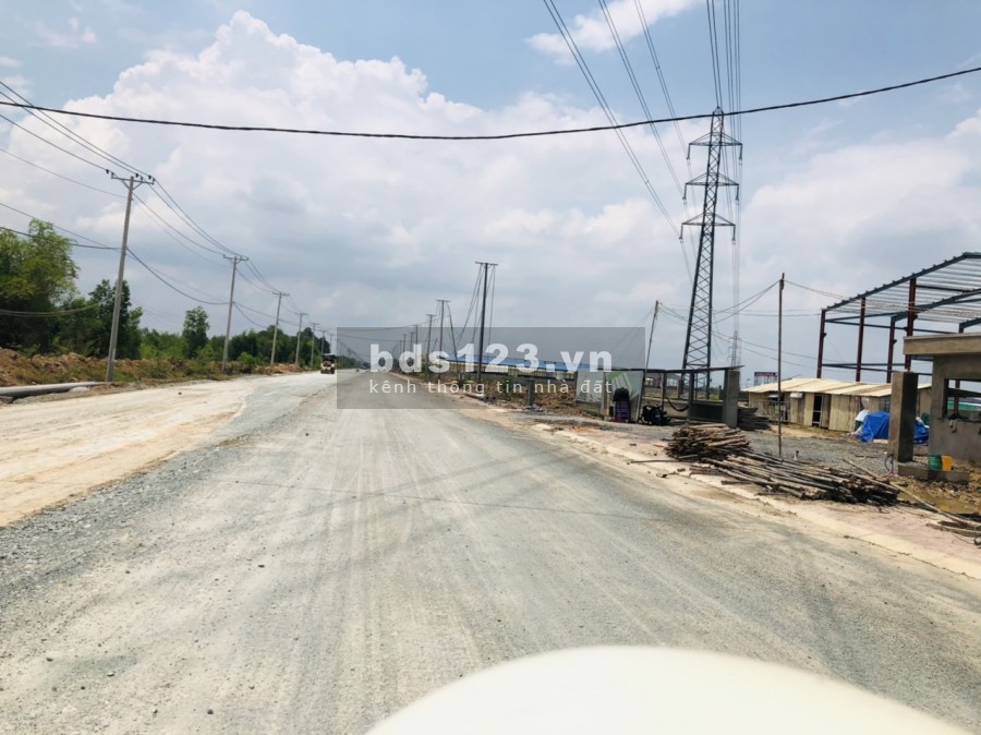Đất thổ cư 100% gần KCN Đức Hòa dự án mới nhất khu Tây, SHR, giá siêu mềm