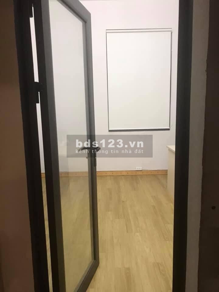 Cho thuê văn phòng đẹp 62m2 giá 12 tr/tháng tại 137 Nguyễn Chí Thanh, Đống Đa, Hà Nội