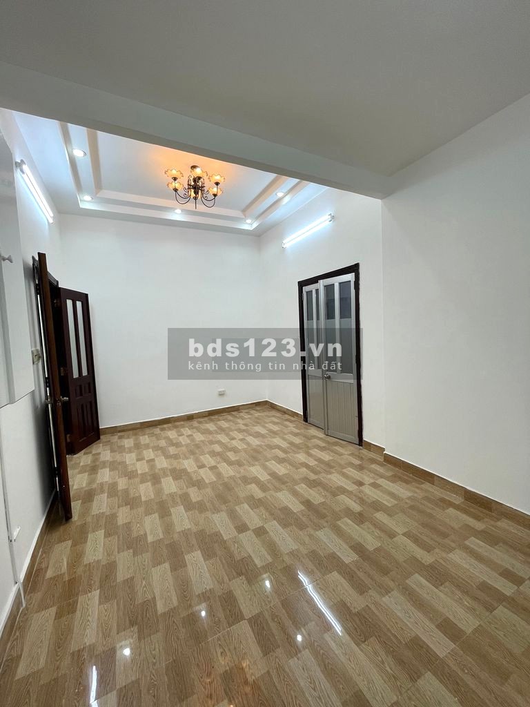 Khu biệt thự Nguyễn Huy Tưởng, 9x14 gồm 5 phòng làm việc 2 wc, khu yên tĩnh.