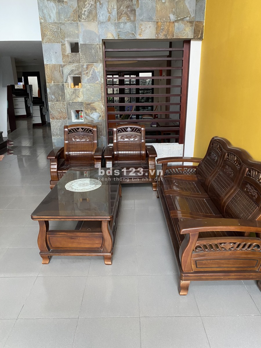 Biệt Thự HXH thông Bùi Đình Tuý 8x20m 3Lầu 1PK và 6PN đẹp Ở+LàmVP