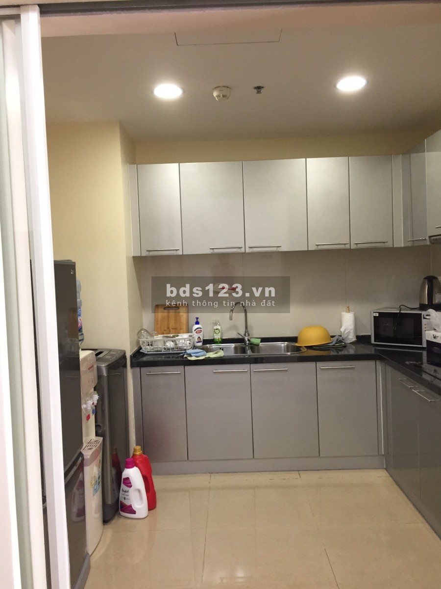 (vào ngay) Cho thuê căn hộ chung cư Royal City 2Pn 93m2 đầy đủ nội thất.Giá:17Tr/Tháng