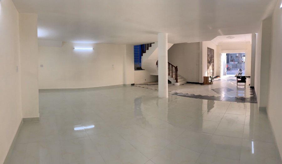Nhà chính chủ MT khu Phan Xích Long 7,9x12 trệt 4 lầu chỉ 30 tỷ.