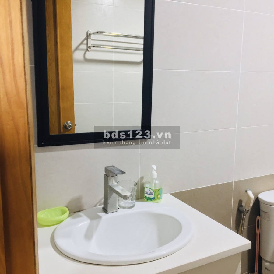 Chỉ còn 1 căn studio duy nhất tầng 7, dt 30 m2, view núi Sơn Trà, cầu Thuận Phước, ban công thoáng mát giá chỉ 4 tr/tháng. LH 0983750220