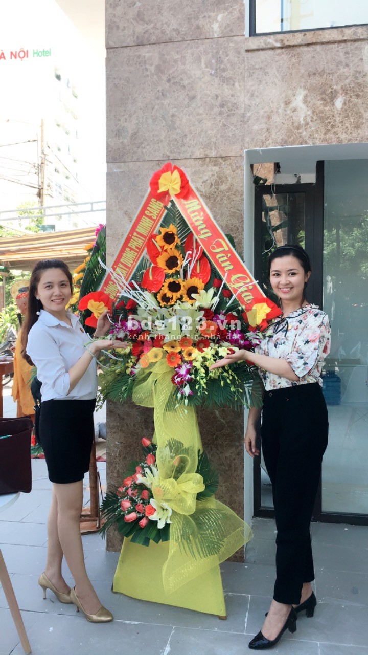 Chỉ còn 1 căn studio duy nhất tầng 7, dt 30 m2, view núi Sơn Trà, cầu Thuận Phước, ban công thoáng mát giá chỉ 4 tr/tháng. LH 0983750220