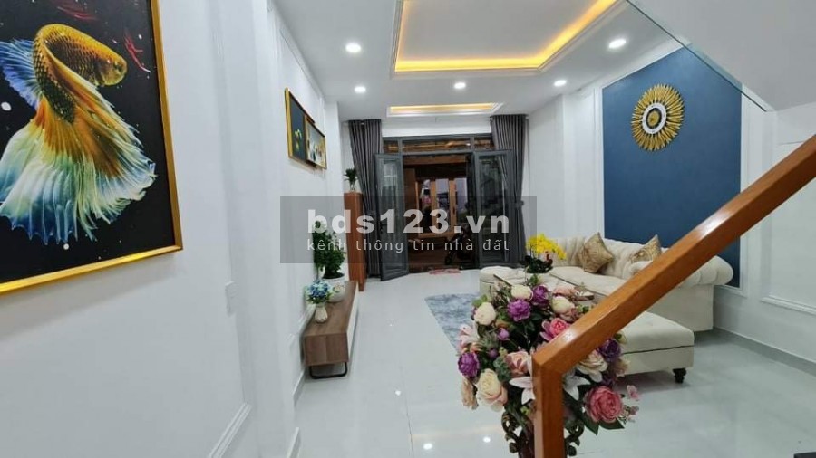Bán nhà Phan Chu Trinh, Bình Thạnh, gần mặt tiền, 30m2 3 tầng, giá chỉ 3.65 tỷ