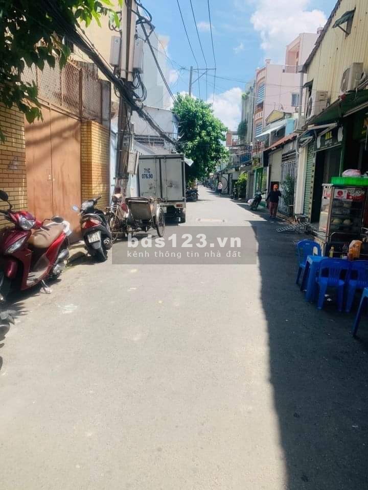 Bán nhà Phan Chu Trinh, Bình Thạnh, gần mặt tiền, 30m2 3 tầng, giá chỉ 3.65 tỷ