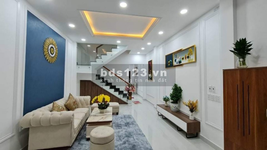 Bán nhà Phan Chu Trinh, Bình Thạnh, gần mặt tiền, 30m2 3 tầng, giá chỉ 3.65 tỷ