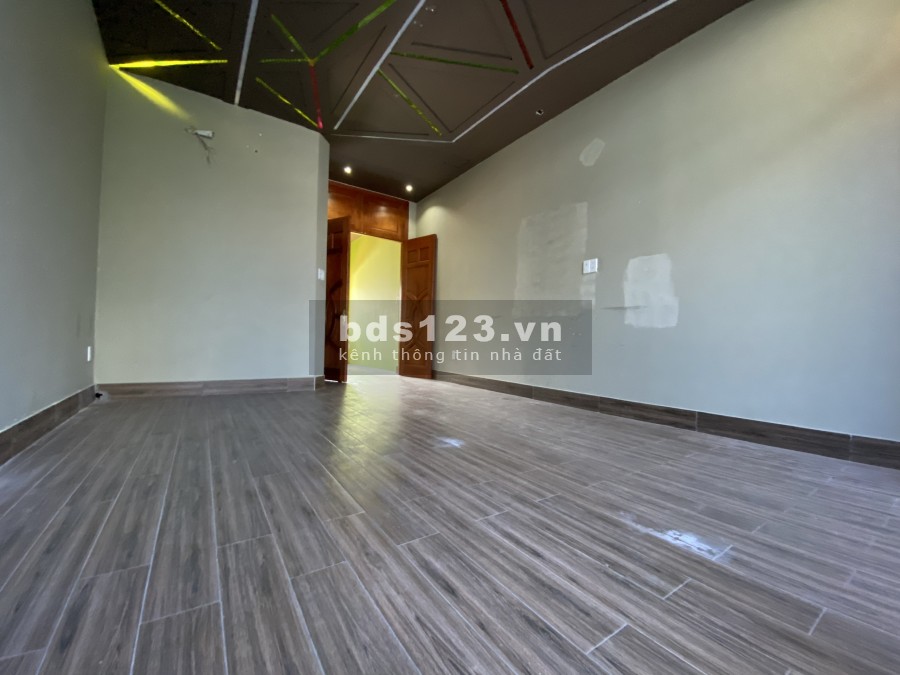 Mặt tiền Tôn Thất Hiệp 7 tầng giá 38tr quá rẻ LH 0938612666 ANH EM GROUP