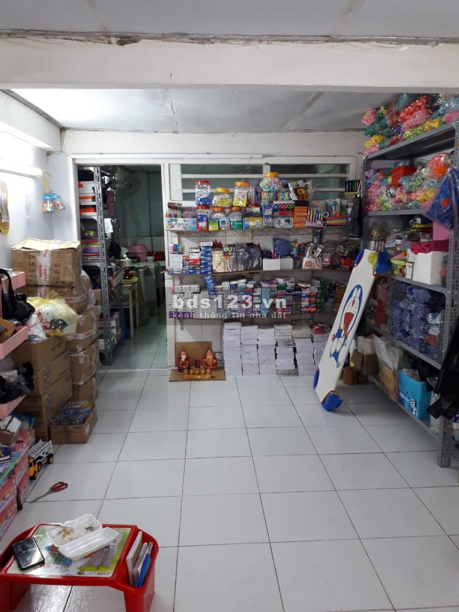 Bán gấp nhà MTNB 6m đường Phạm Văn Chí, Quận 6. Giá 3.5 tỷ
