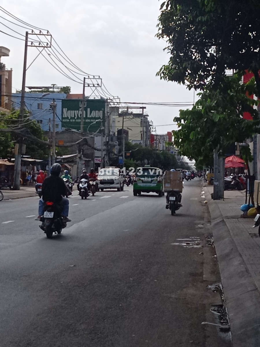 Cho thuê nhà nguyên căn MT đường CMT8, Phường 5 Quận Tân Bình