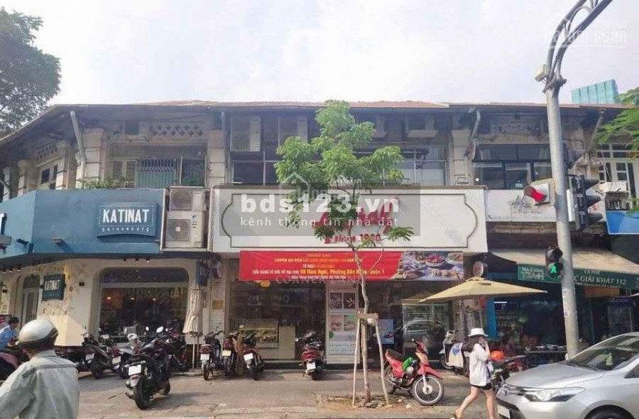 Cho thuê Nhà nguyên căn Mặt tiền Đường Hàm Nghi, P.Bến Nghé, Q1. DT: 7.5 x 17m