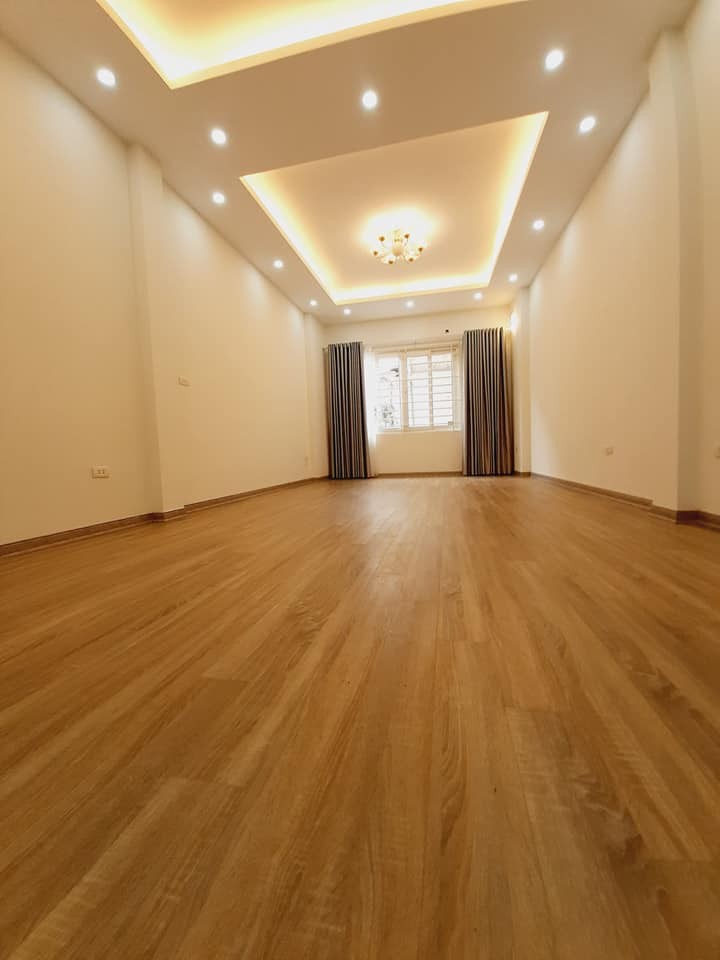 BÁN NHÀ NGÃ TƯ SỞ 40 M2 X 4 TẦNG – GIÁ CHỈ 3.68 TỶ