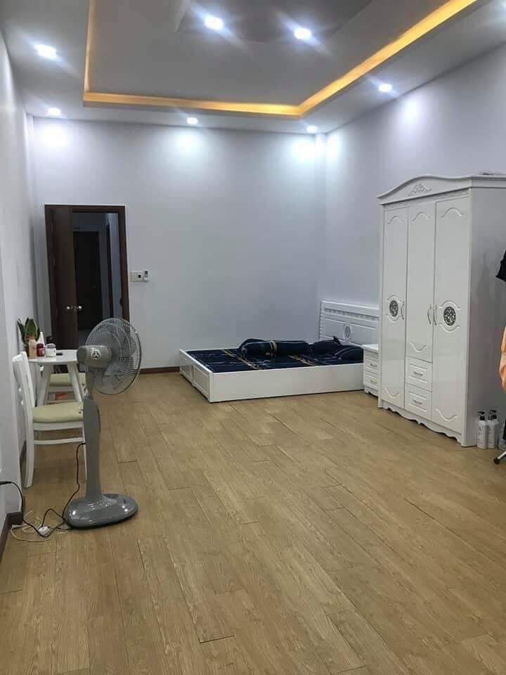 Mặt Tiền Tân Bình, Sát Sân Bay, 80m2 Giá 16 Tỷ