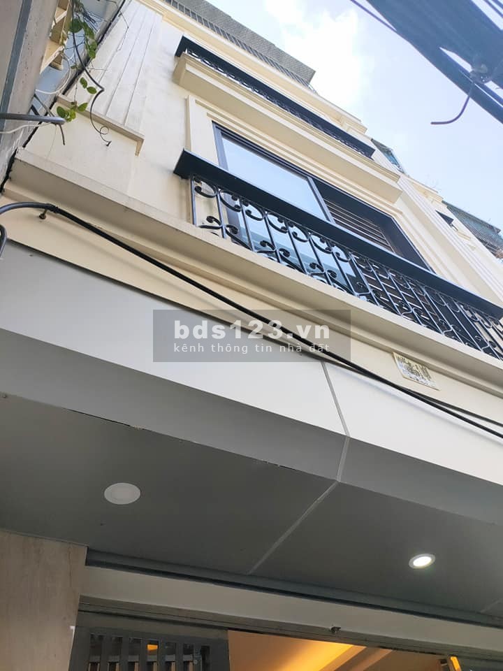 Bán nhà Ngọc Thụy, Long Biên, ngõ thông ô tô tránh, nhà mới ở ngay, 40m giá 3.68 tỷ.