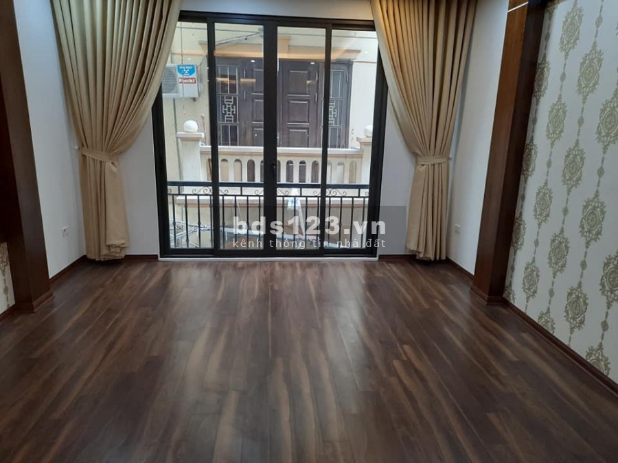 THUA LÔ BÁN NHÀ HOÀNG QUỐC VIỆT