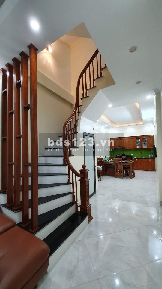 SIÊU PHẨM ĐỀN LỪ CẦN BÁN GẤP,CHỦ GIẢM CẤP TỐC 200 TRIỆU- GIÁ CHÀO MỚI LÀ 6.6 TỶ.