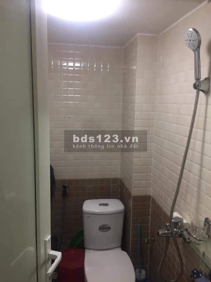 Bán nhà Phố Nguyễn Khang, nhà đẹp, tặng full Nội Thất xịn, giá chưa đến 4 tỷ.