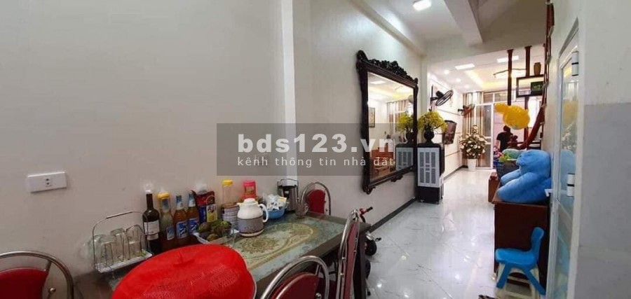  Nhà 4 tầng cực đẹp, ngay trung tâm hà đông.
