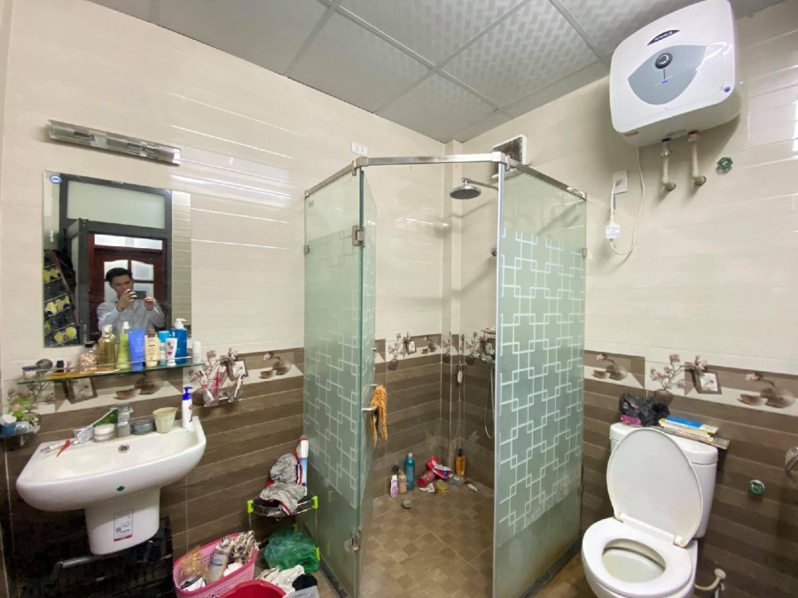 BÁN NHÀ PHỐ TRẦN QUÝ CÁP.ĐỐNG ĐA 30M 4 TẦNG MẶT TIỀN 3M Ô TÔ ĐỖ GIÁ 2.3 TỶ