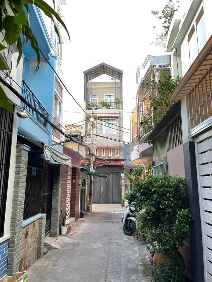 BÁN NHÀ TRẦN XUÂN SOẠN,HXH, 58M2, 4 TỶ 9, 0988513651