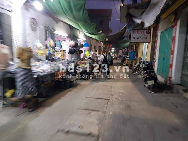 Cần bán gấp miếng đất Lệ Chi kinh doanh tốt