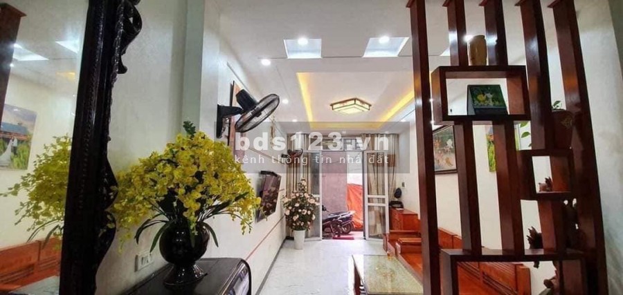  Nhà 4 tầng cực đẹp, ngay trung tâm hà đông.