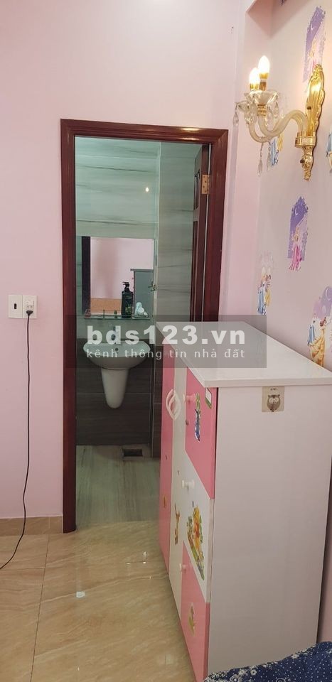 Bán nhà hẻm 606 Quốc lộ 13 Thủ Đức 4 PN 5 WC hướng Tây Bắc