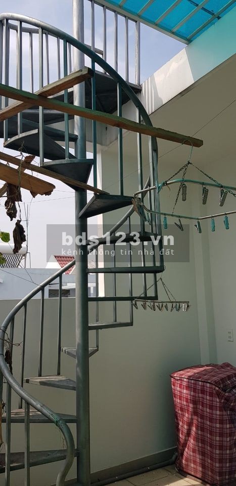 Bán nhà hẻm 606 Quốc lộ 13 Thủ Đức 4 PN 5 WC hướng Tây Bắc