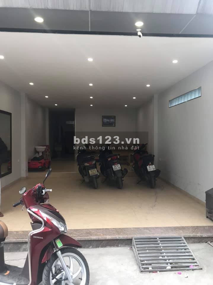 Giá Đẹp, N.V.Cừ Long Biên, 60m2 MTx6m 5T ô tô vào nhà