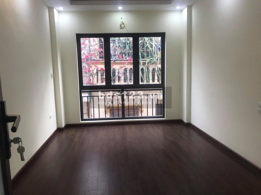 Trương Định 23m2 5 Tầng Mặt Tiền 3.3 Nhỉnh 1 Tỷ Nhà Mới ở Ngay