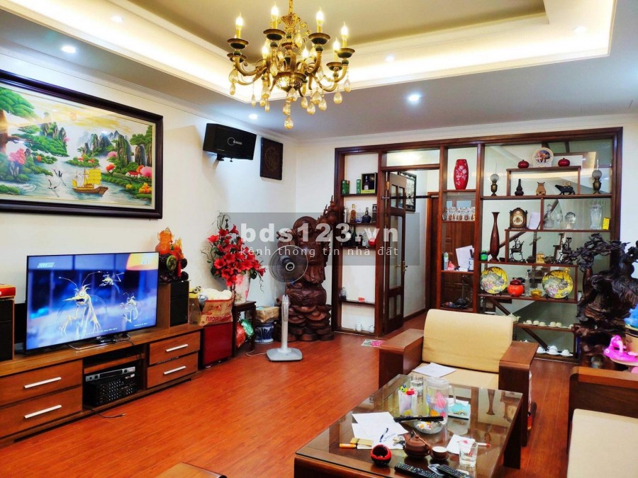Bán nhà Tây Sơn 47mx5T lô góc nhà đẹp full nội thất ở ngay, 6.3 tỷ