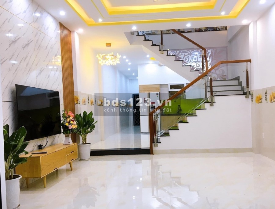 Bán nhà đẹp Long Biên Ái Mộ 49m2 Ngõ ô tô thông Gần Phố Ở Ngay