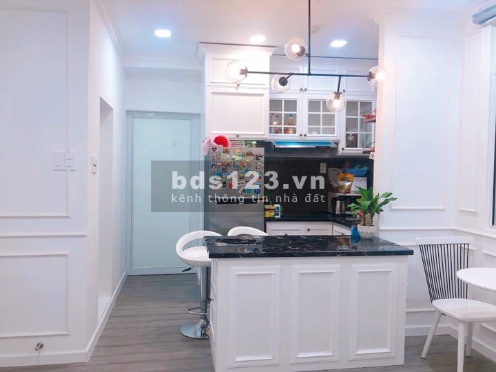 Bán căn hộ 36,8m2 chung cư 109 Nguyễn Biểu phường 1 quận 5