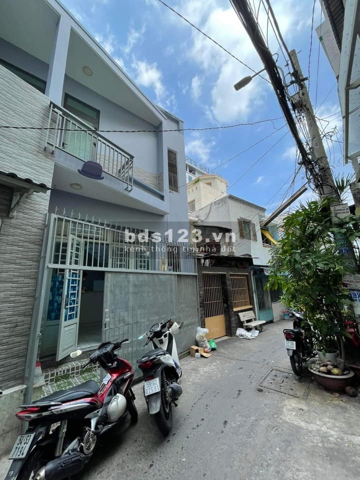 Bán gấp nhà riêng, KCX Tân Thuận, Q7, 56m2, 2 lầu, chỉ 4,65 tỷ!