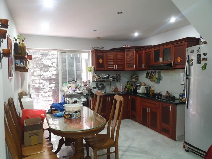 Bán Nhà Tân Phú 52m2 3 tầng 4x13,5m Giá 5,45 tỷ