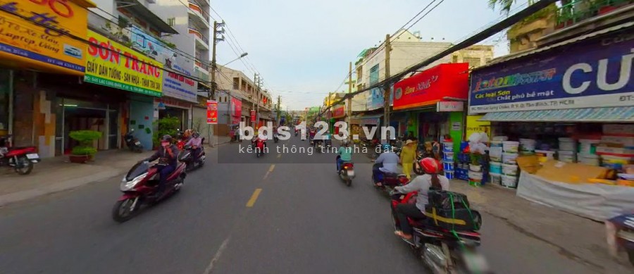 Mặt tiền 8 x 21m 7 Lầu đường Lạc Long Quân - Gần ngã 4 Âu Cơ
