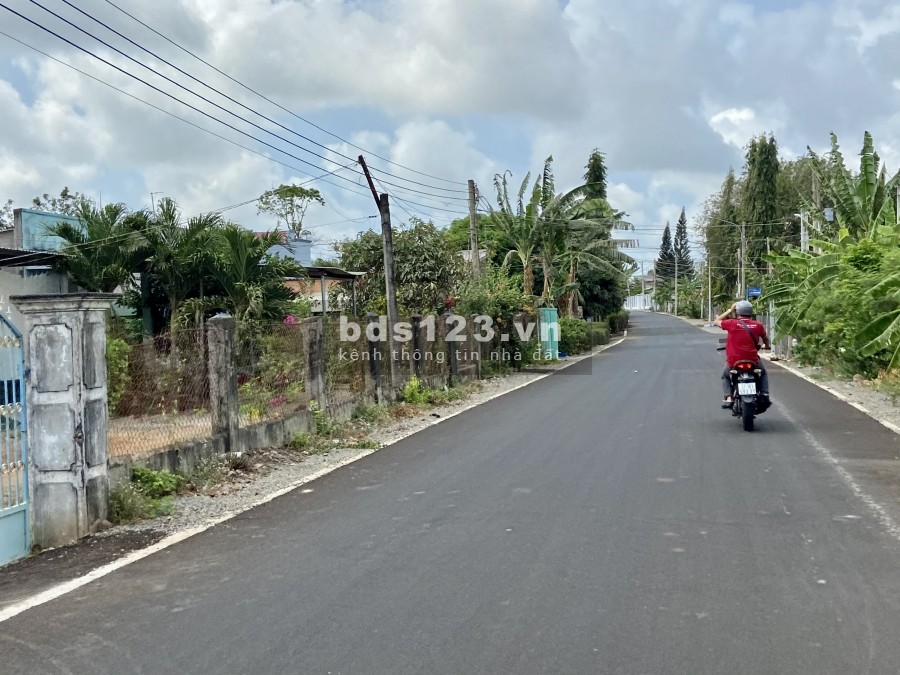 ĐẤT THỔ CƯ BÀ RỊA - TT HÀNH CHÍNH ĐẤT ĐỎ
